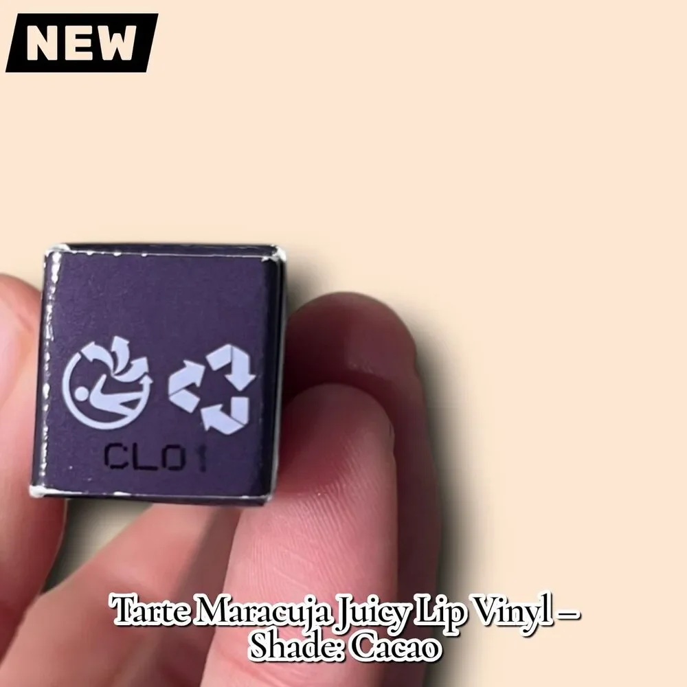 New NIB Tarte Maracuja Juicy Lip Vinyl Lipstick – Shade: Cacao - Picture 6 of 6